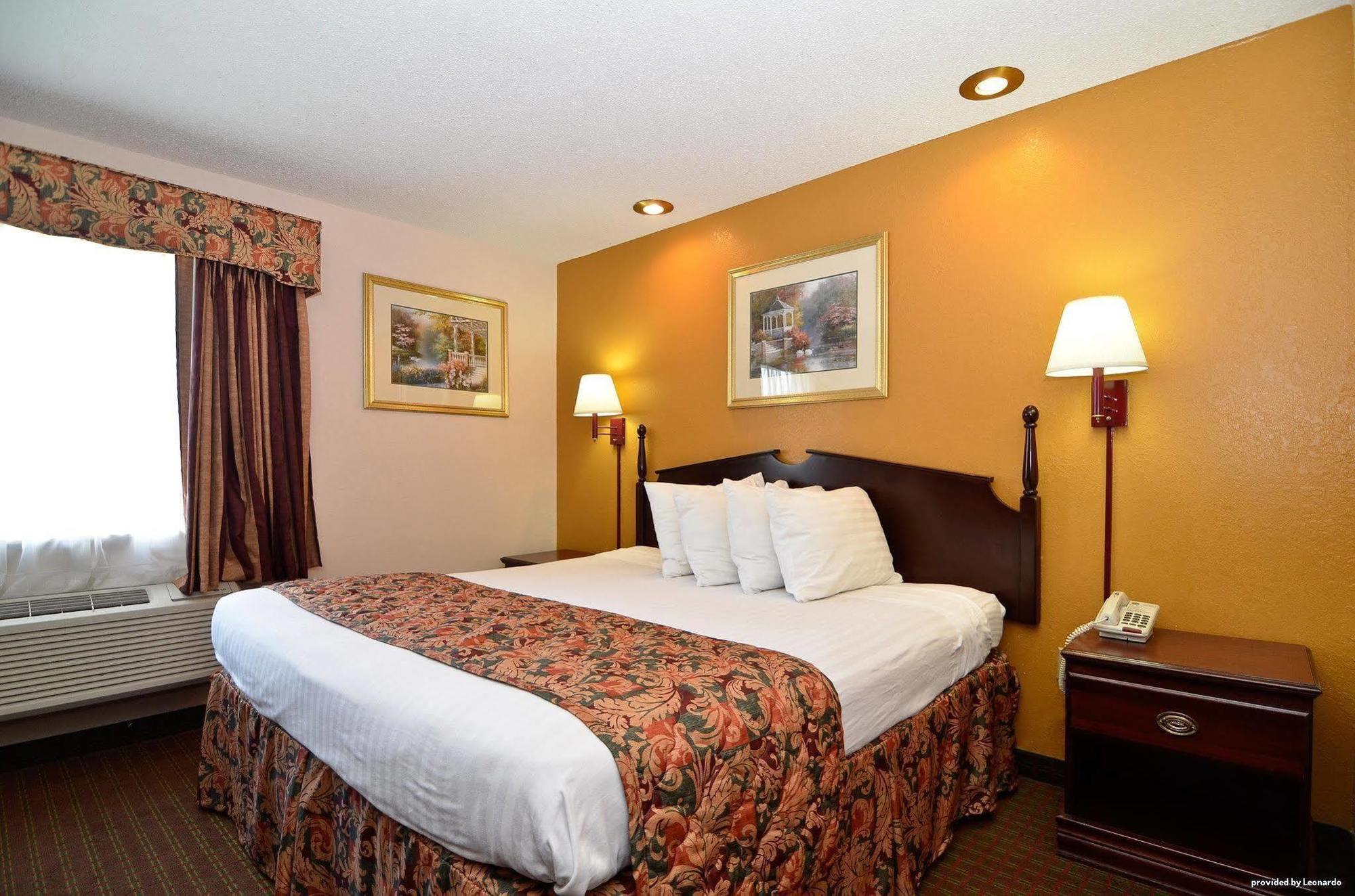 Red Roof Inn & Suites Jackson - Richland Extérieur photo