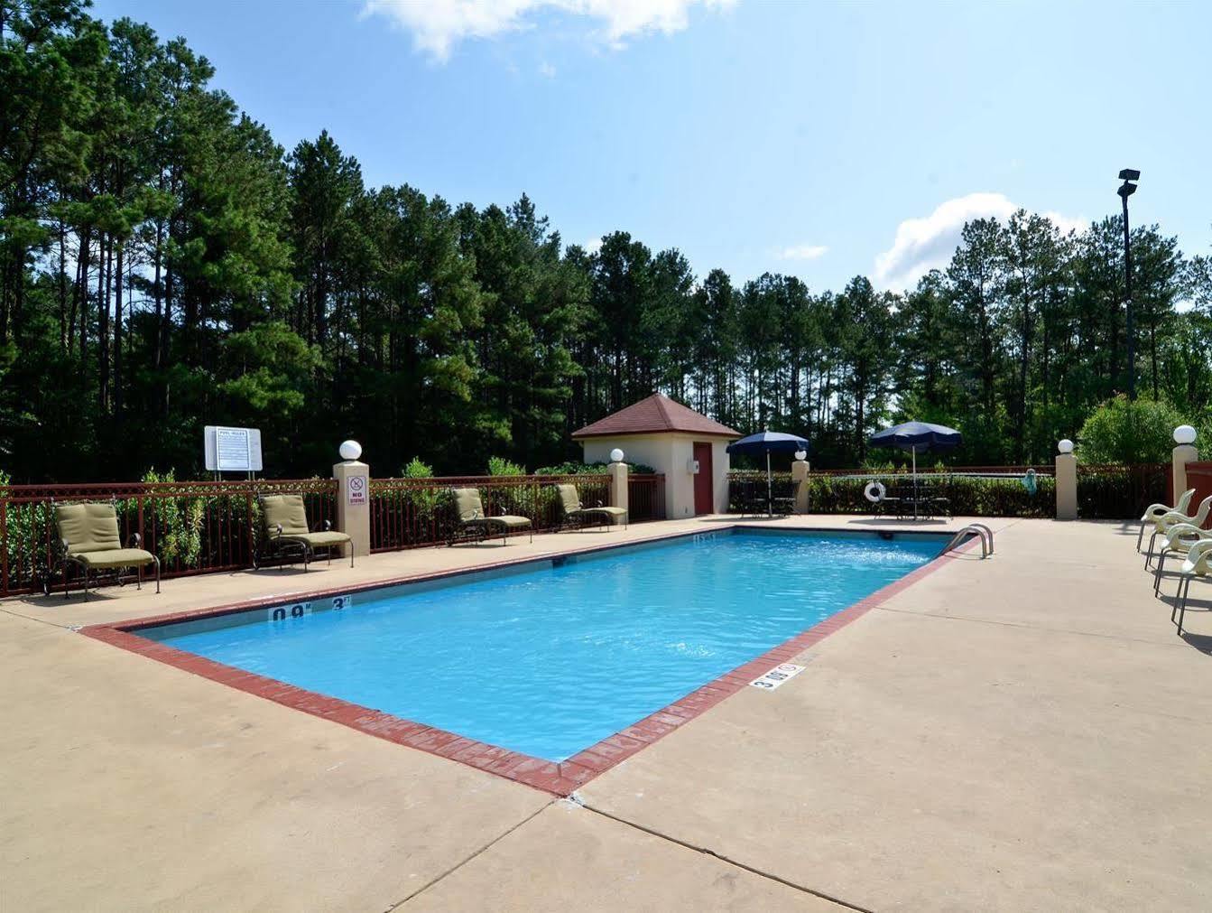 Red Roof Inn & Suites Jackson - Richland Extérieur photo
