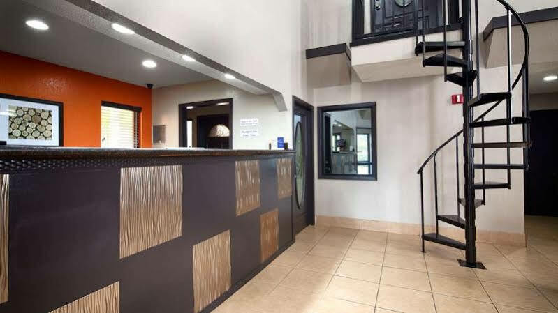 Red Roof Inn & Suites Jackson - Richland Extérieur photo